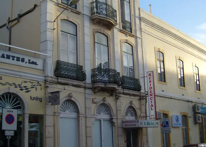 Pensión Residencial S Juliao Al