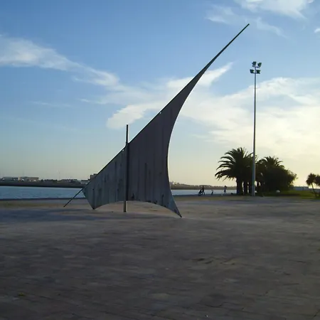 بيت ضيافة Residencial S Juliao Al 2*
