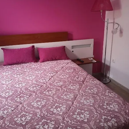 בית הארחה Residencial S Juliao Al פיגואיירה דה פוז