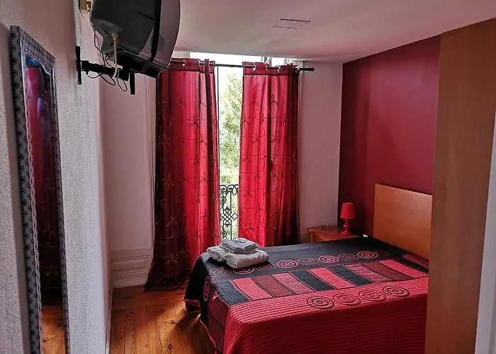 Residencial S Juliao Al Гостевой дом 3*